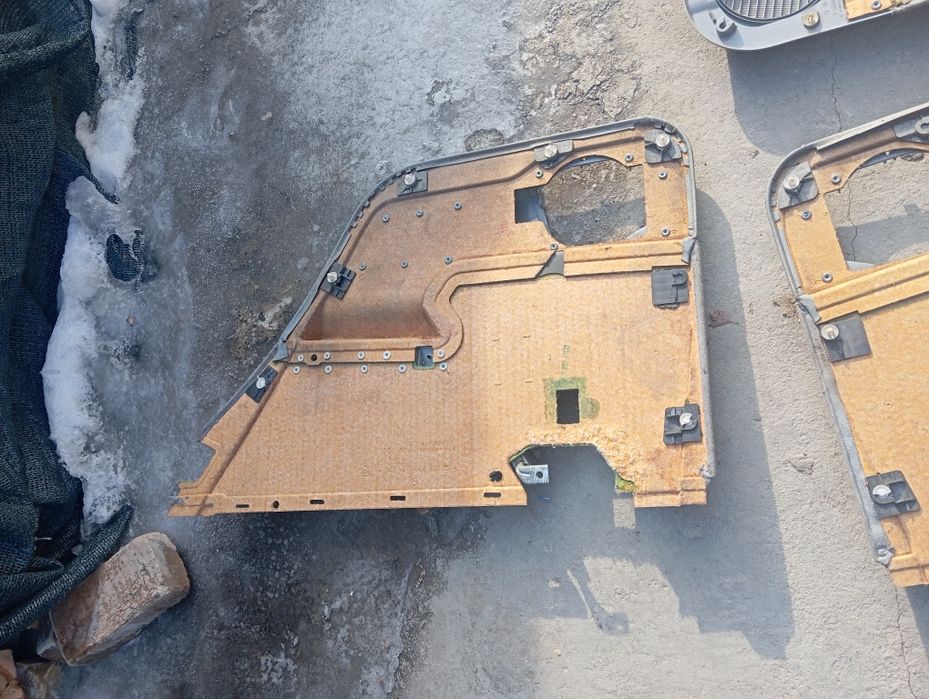 Дверные карты Mercedes w202 дорест