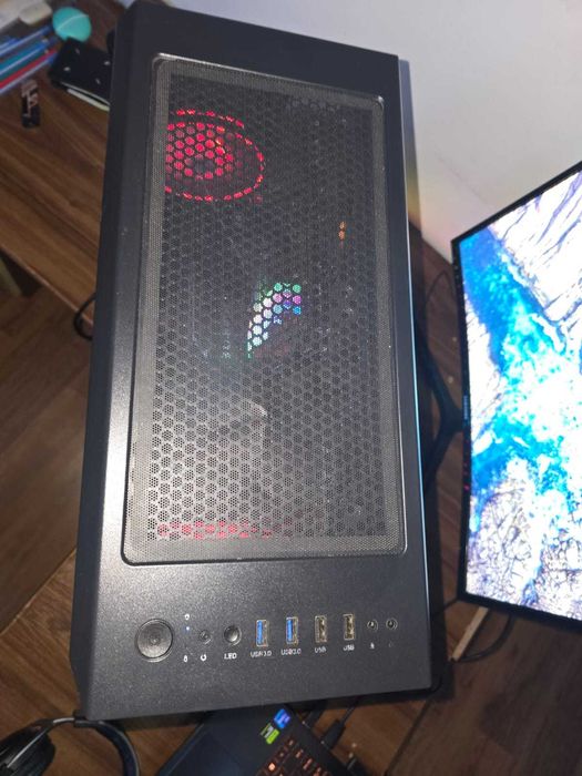 PC Ryzen 3 3100 - 24GB DDR4 - GTX 1660TI