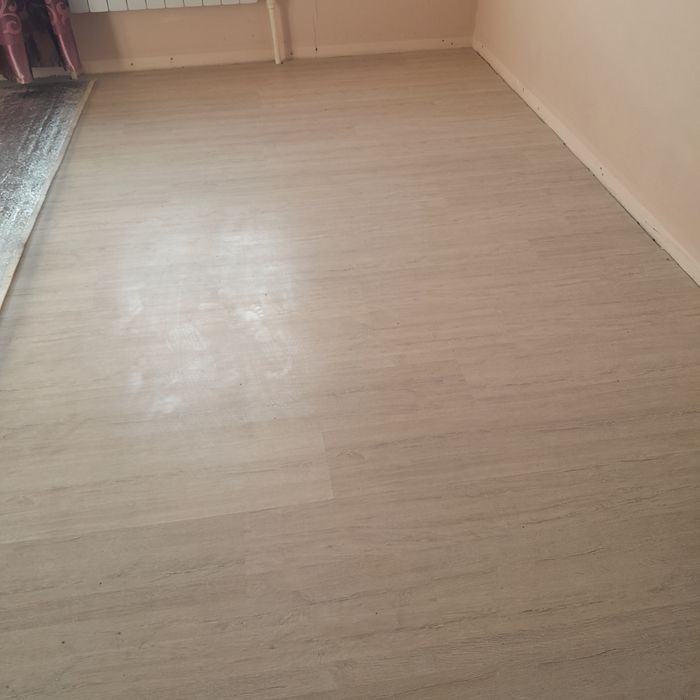 Продается ламинат