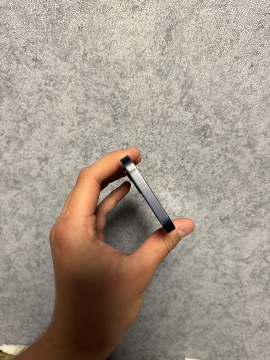 Продам iPhone 12 mini