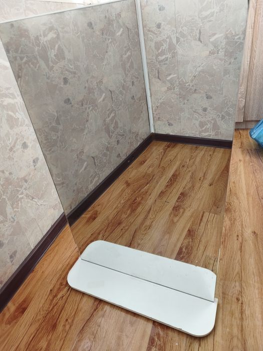 Зеркало настенное