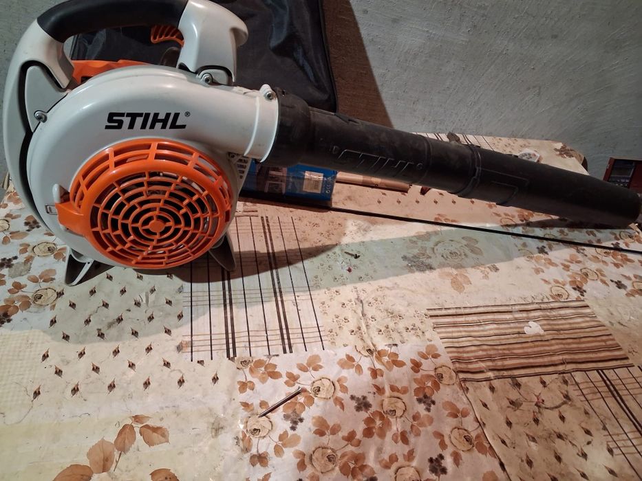 Se vinde suflanta sthil,ca nouă