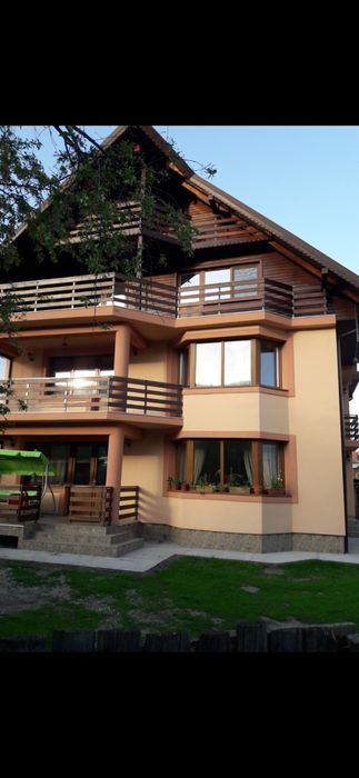 Lucrari constructii-case la rosu și la cheie-Renovări apartamente