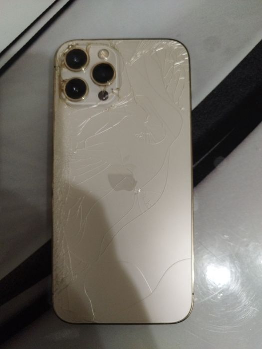 Продам Айфон 12 про МАХ