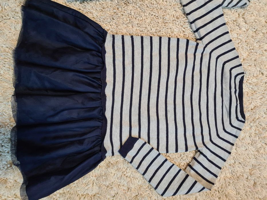 4-6г. H&M Рокли тънко плетиво-зимни