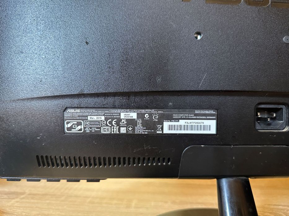 Компютър Asus + Монитор Asus