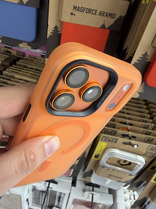 Benks луксозни премиум гърбове за iPhone 17 Pro , iPhone 17 Pro Max