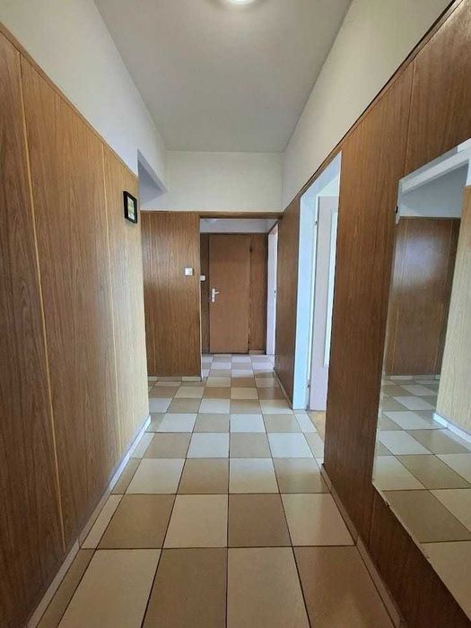 Тристаен апартамент в Надежда 1