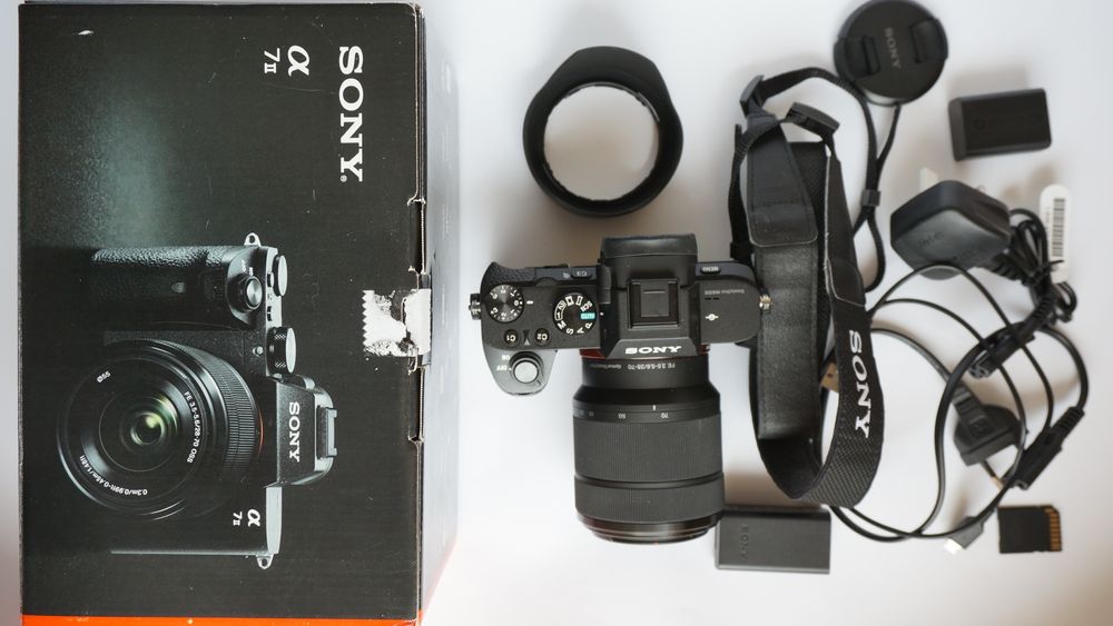 Sony Alpha 7 II 28-70kit фотоапарат и обективът. 8000 снимки