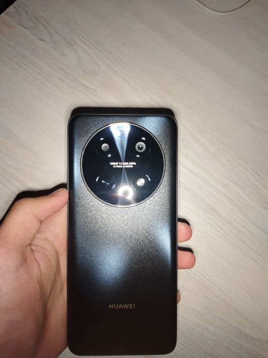 Huawei Nova 12i yangi