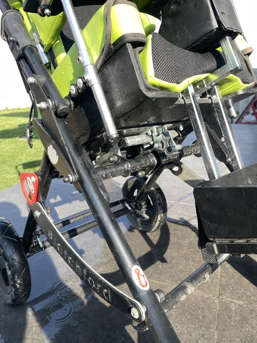 Carucior special pentru copii cu dizabilitati, made in UK.