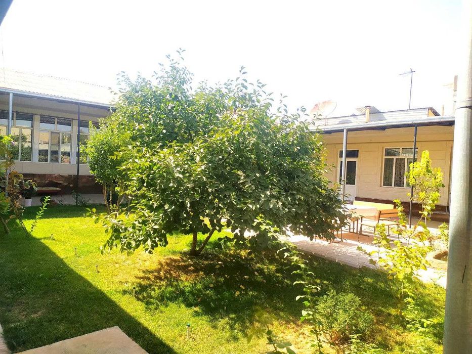 Дурмон марказида  9 хона 7 сотикли ФАЙЗЛИ  Уй сотилади!