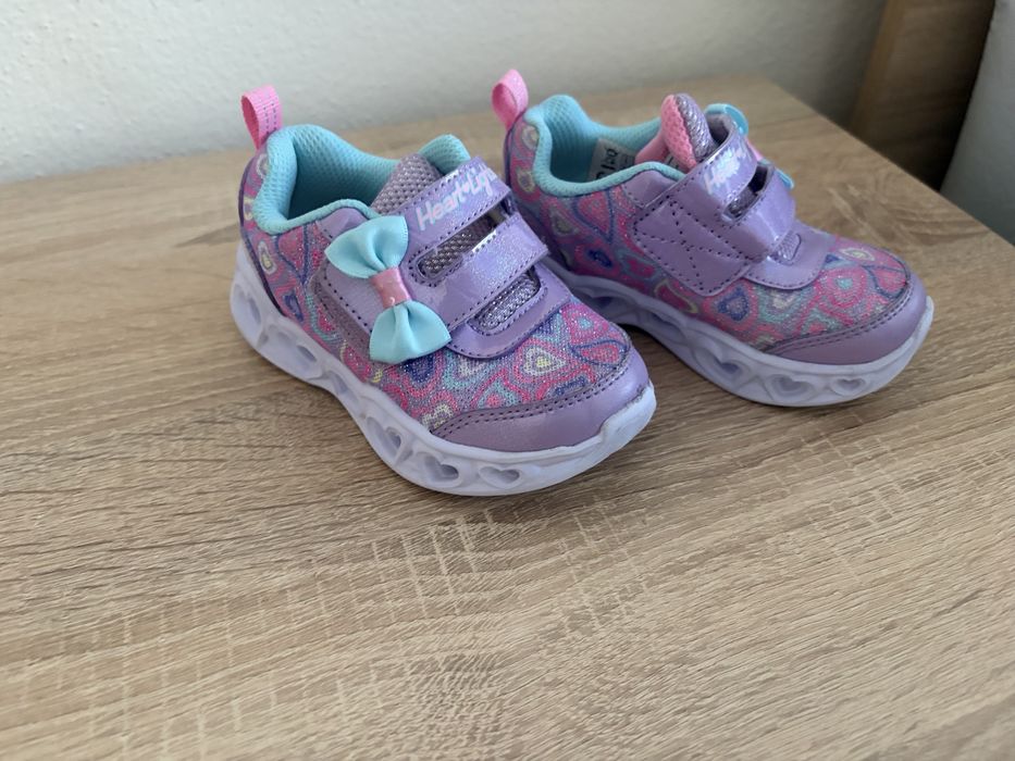 Маратонки Skechers и Adidas за момиче