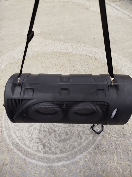 Большая колонка новая