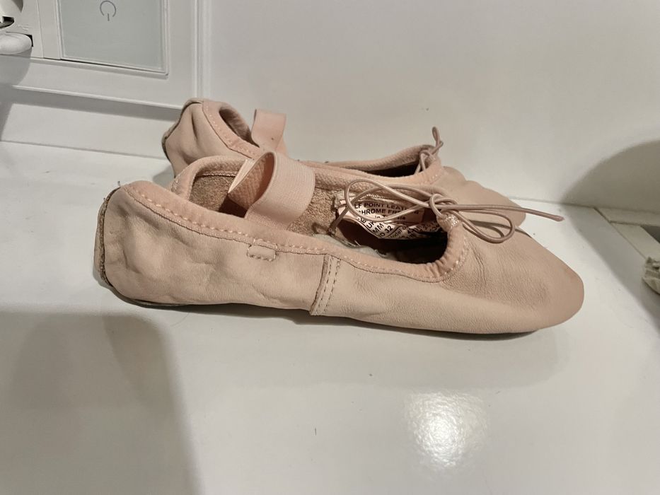 Детски Туфли/цвички за балет, гимнастика 30-32н
