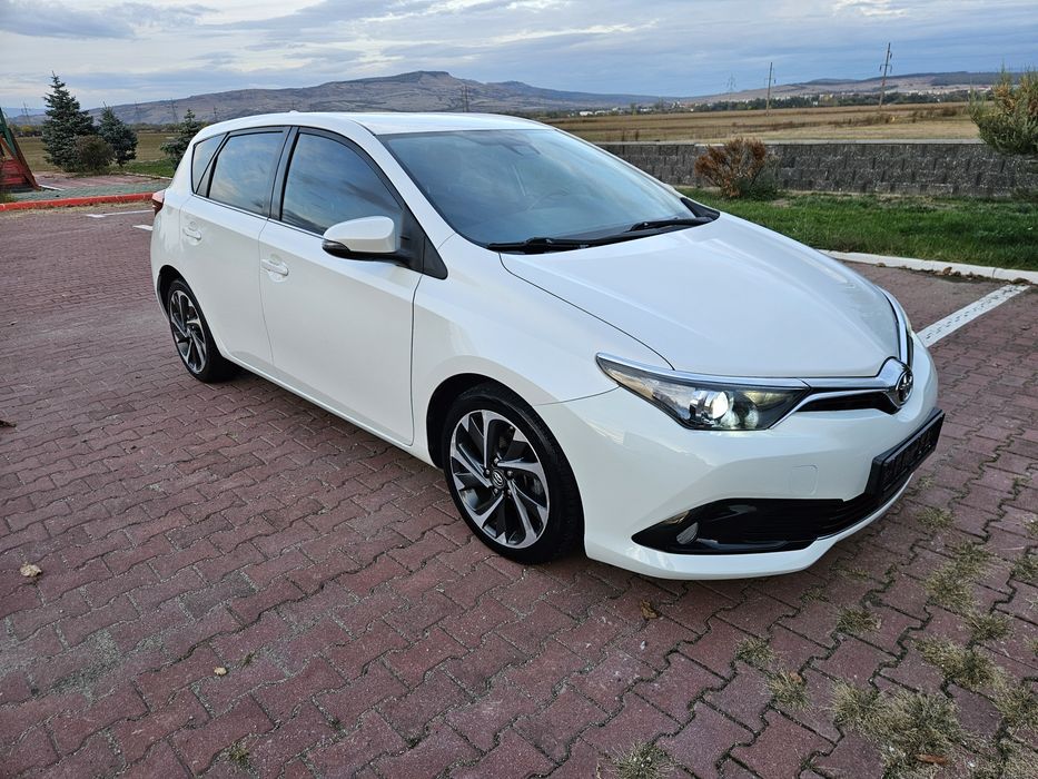 Toyota Auris 1.4 Diesel ~Euro 6~Full Led ~NAVI ~Alb Perlat