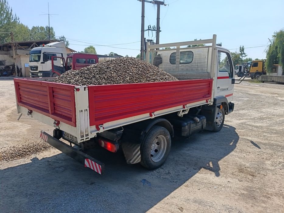 Vând Nissan cabstar basculabil