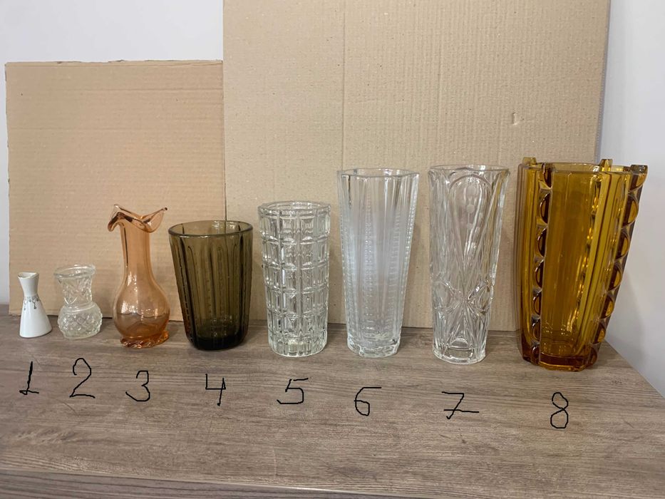 Чаши за кафе и други чаши.Вази и пепелници ,салфетник,термос.Термочаша