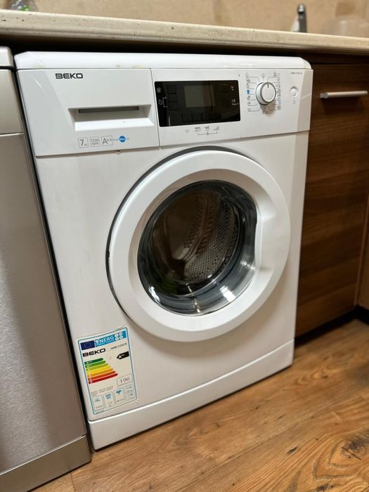 Masina de spalat rufe Beko stare foarte buna