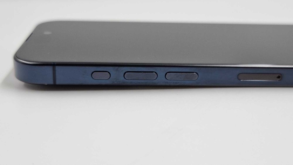 iPhone 15 Pro [Amanet Club Caro]