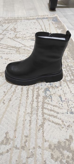 Қыстық аяқ киім қыз балаға