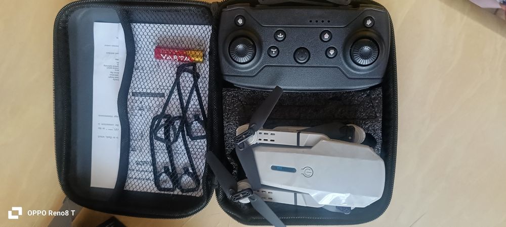 Дрон квадрокоптер для детей