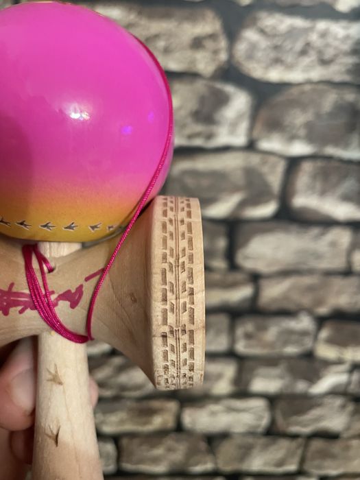 Kendama lui Bisoi