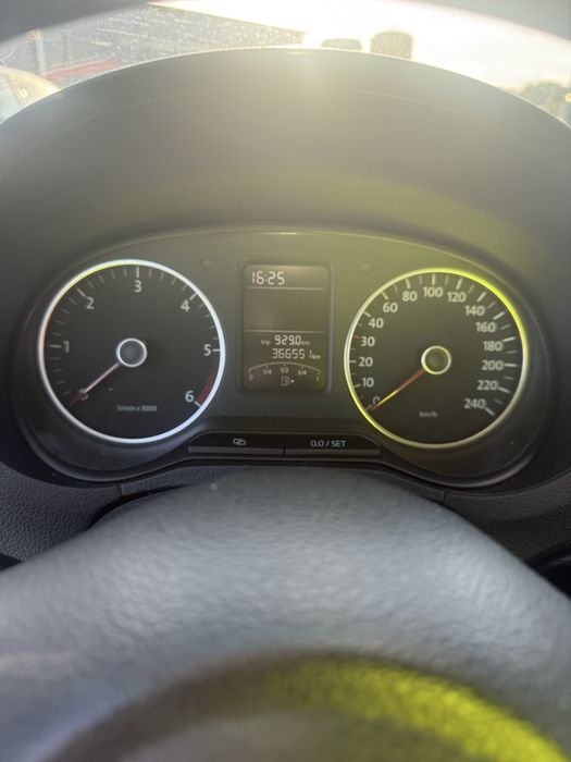 VOLKSWAGEN Polo 2011 — imagine 5