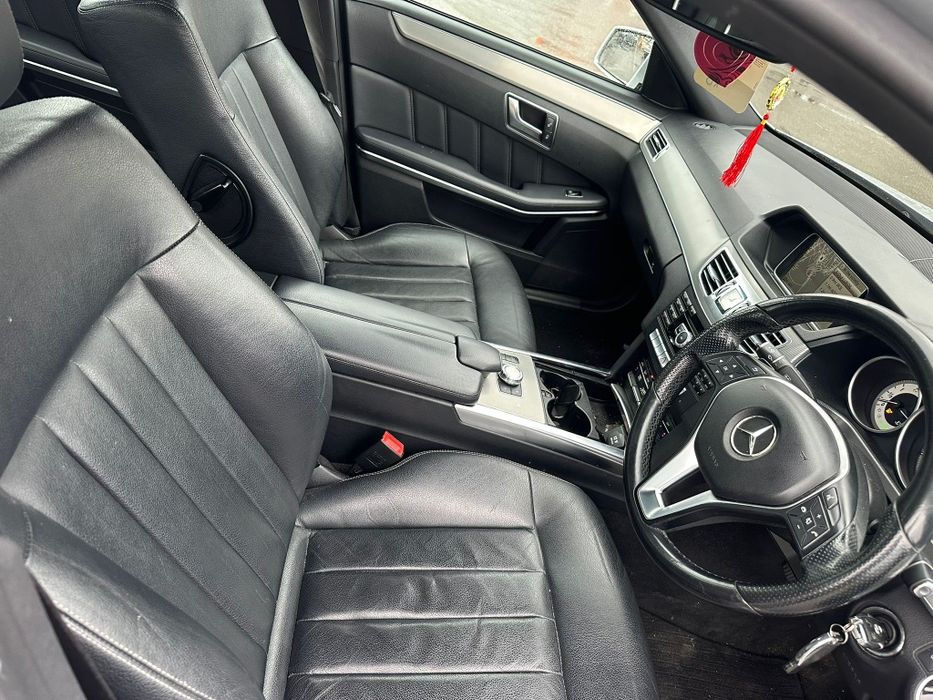 Mercedes E Class w212 fara motor