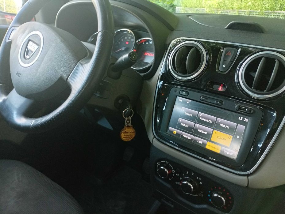 Vând Dacia Lodgy