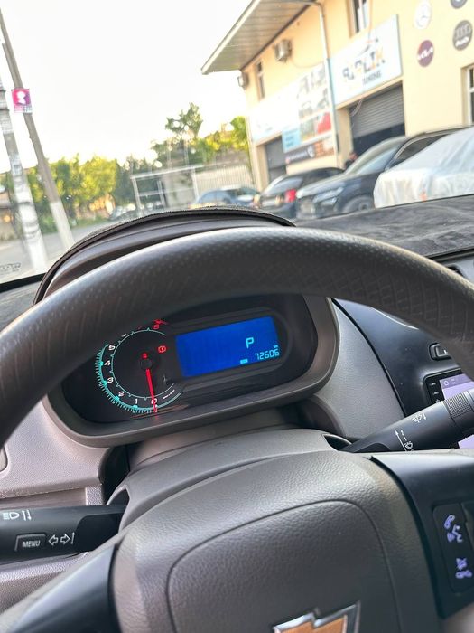Chevrolet Cobalt 2023 — 4
