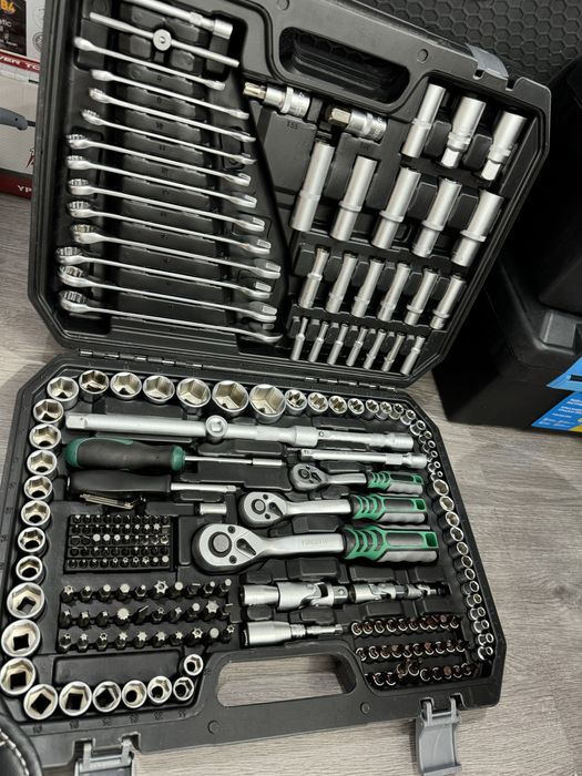 Набор ключей набор ключей