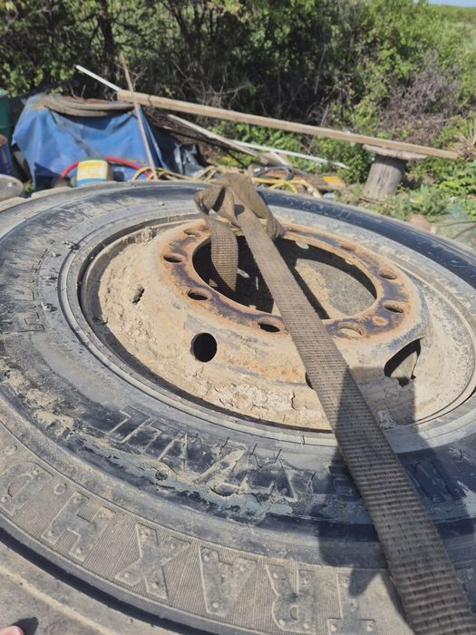 Set 8 roti excavator 1000 pe 20