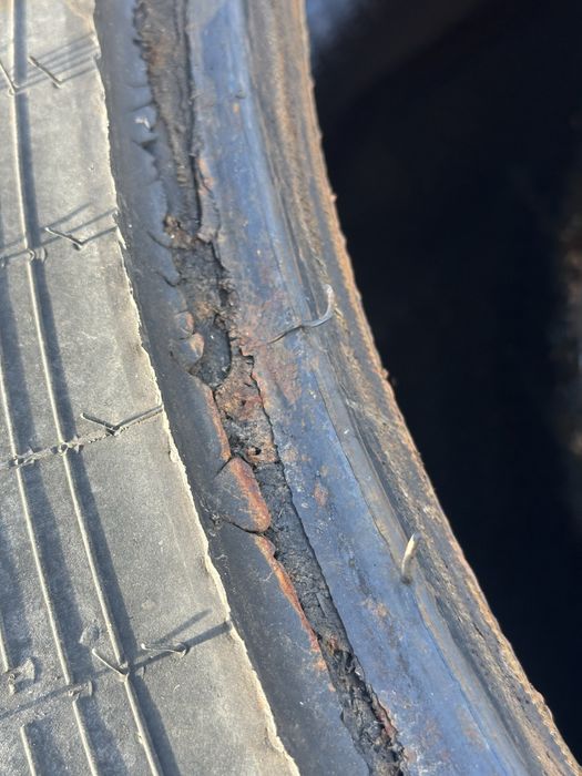 Vind 2 anvelope 710/70R42  NORDIS stare foarte buna