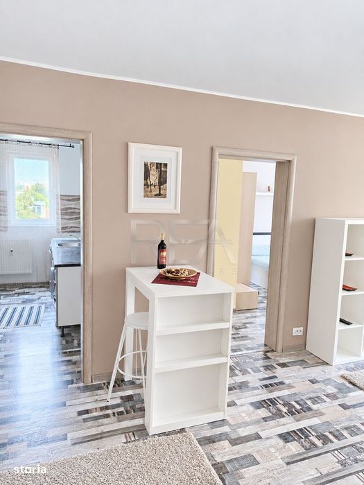 2 camere, la 3 minute de metrou Favorit