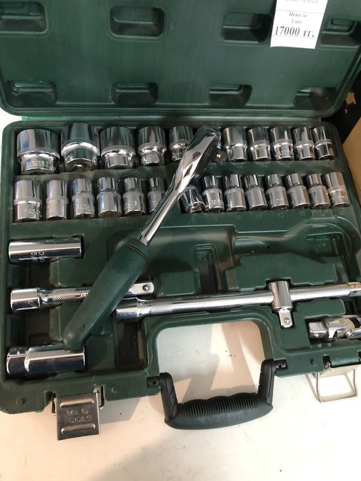 Набор инструментов 32 предмета.