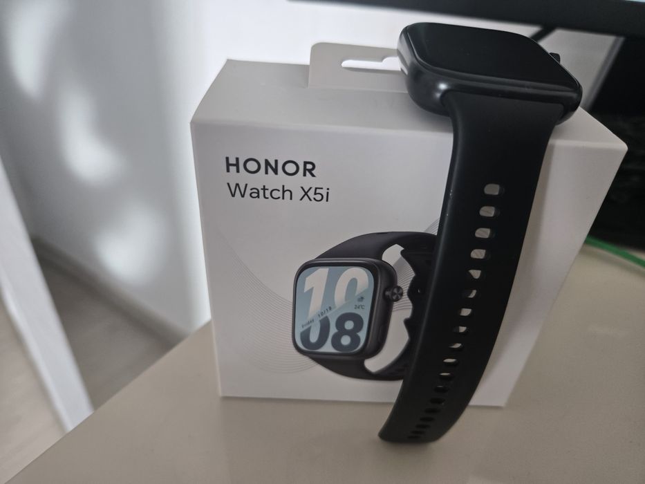 Продавам Honor Watch X5i