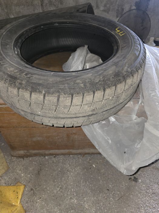 Продам шины Bridgestone