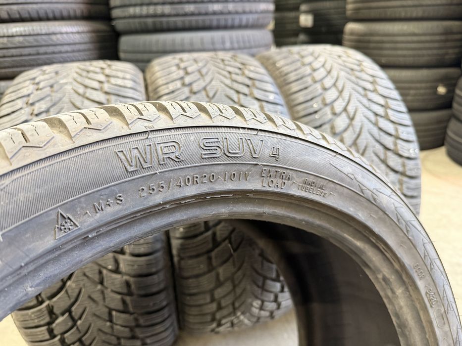 255/40/20 NOKIAN 4бр