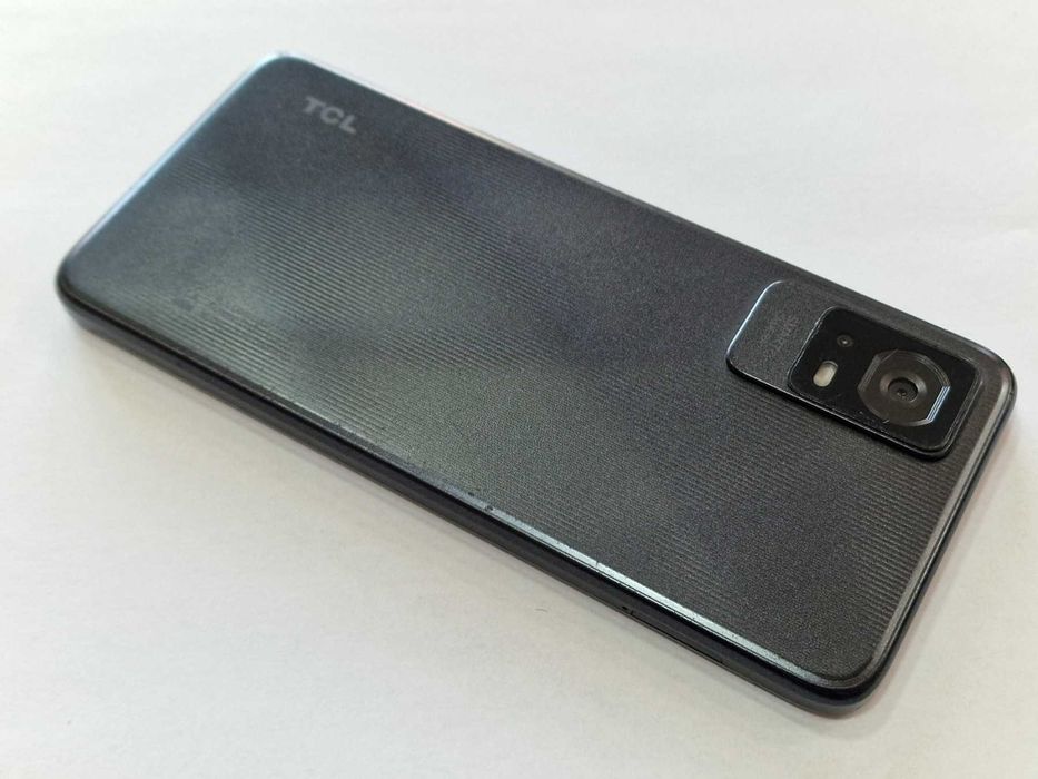 TCL 405 32GB 2GB RAM