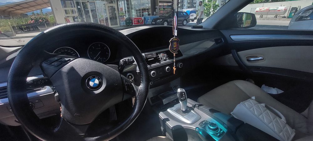 vând  BMW e60 2009