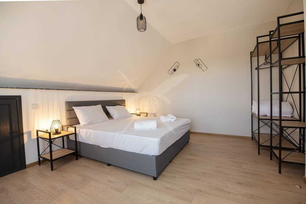 Дава се под наем Тристаен апартамент в Пловдив, Център - 140 кв.м за 1146.99 € - Снимка #3