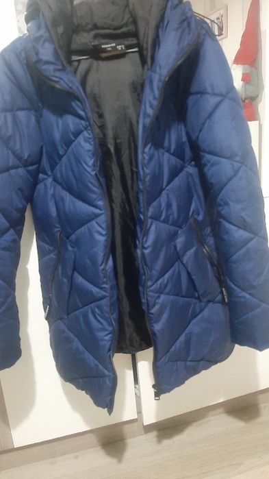 Дамско зимно яке на Reserved