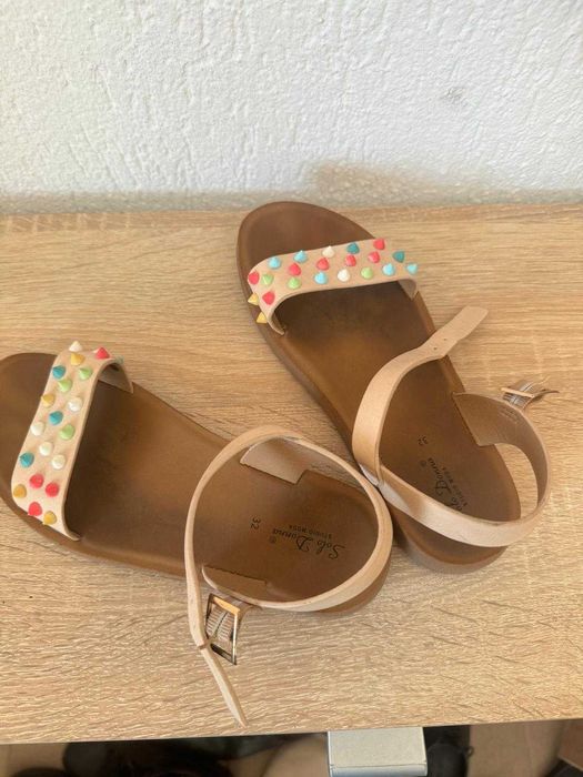 Sandale din piele pentru fetite nr. 32