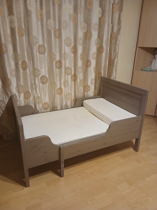 Patut pentru copii din lemn masiv