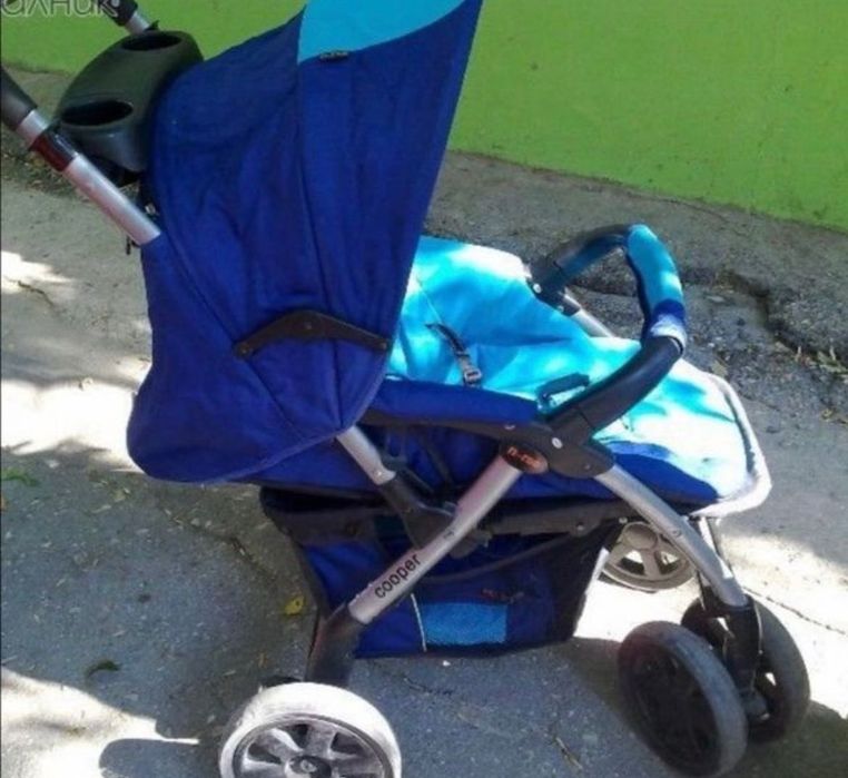 Бебешка количка в две части