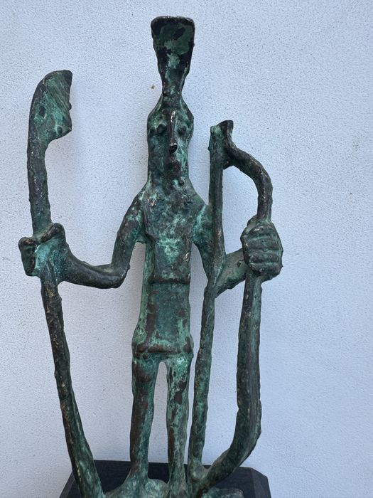 Статуэтка бронза