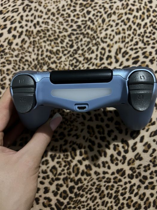 Consola Sony PlayStation 4 PS4 1 TB Second-Hand  + Controller