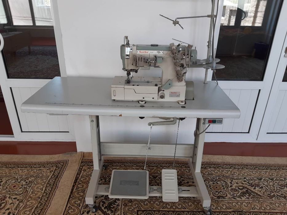 Rashma va overlok tikuv mashinasi sotiladi