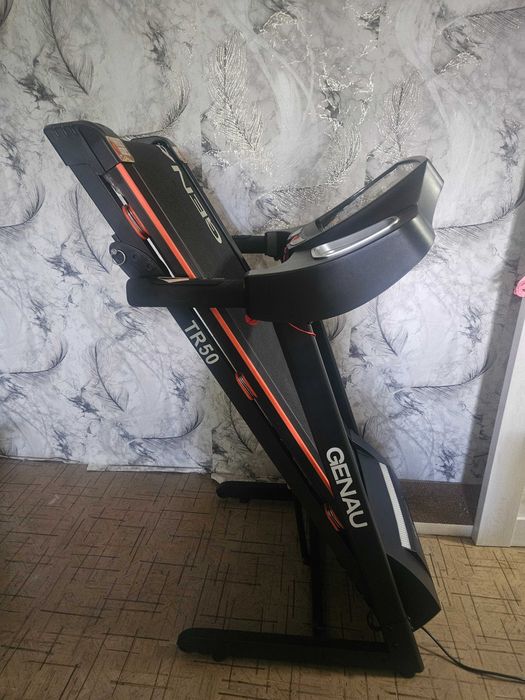 Беговая дорожка Genau